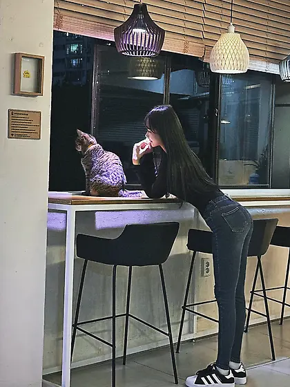 I want to fuck her ass