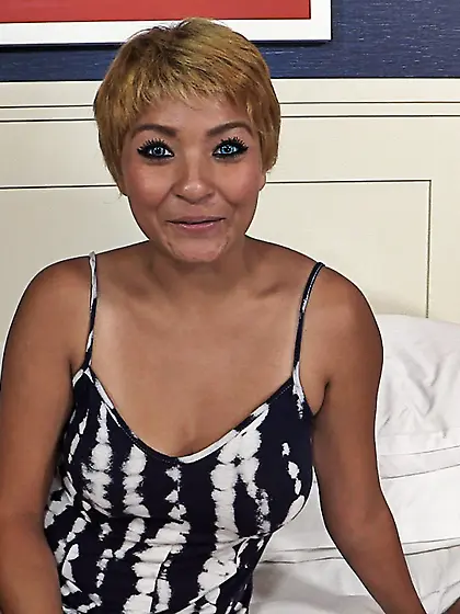 Natural thick perky tits