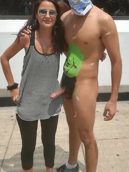 cfnm - chicks love dicks