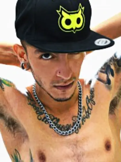 Brunette Satiroxtreme Anal Sex.