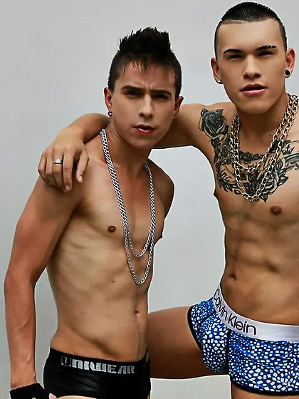 Latin gay CoupleLatinBoys