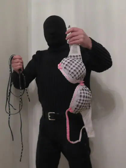 Me with my wife's bra and bondage leather ropes