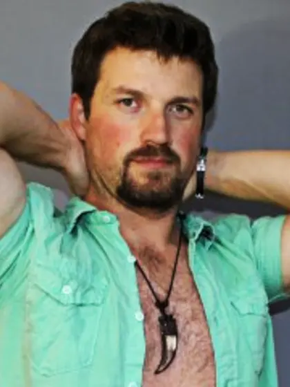 Brunette Cutesasha Fingering.