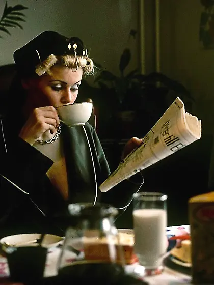 Smoking hot office blonde