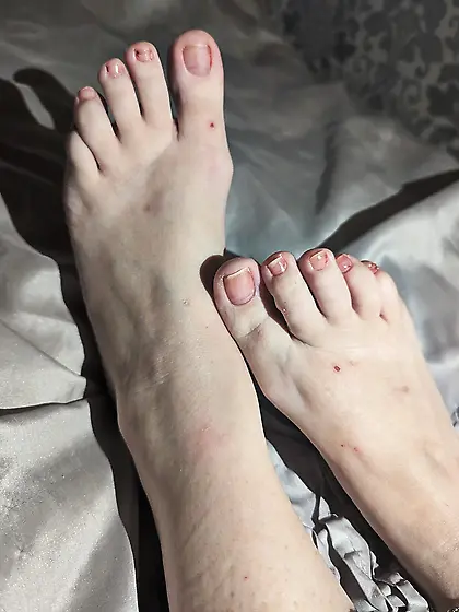 Foot play