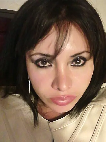 divina si es verdad me encanta cuando estan eyacul