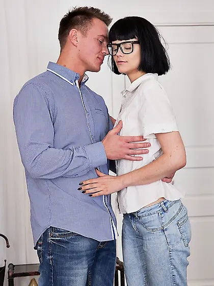 Black-haired bookworm facialized after quick fuck with handsome
