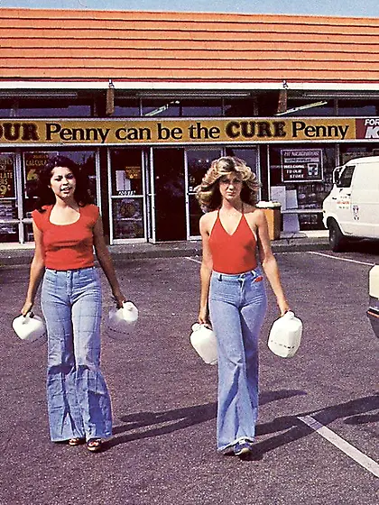 Blonde hottie takes hot