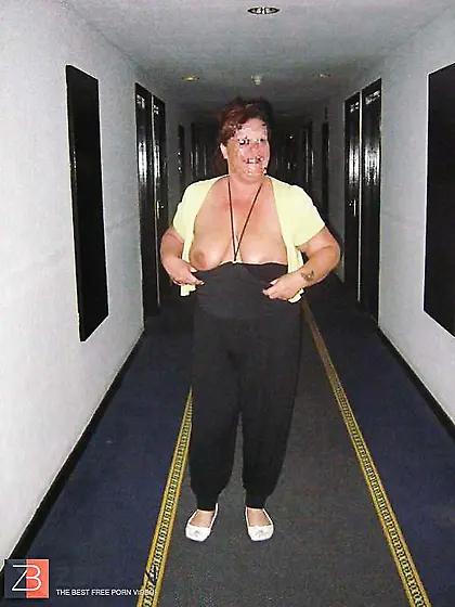 North West UK Mature Tramp Showcasing