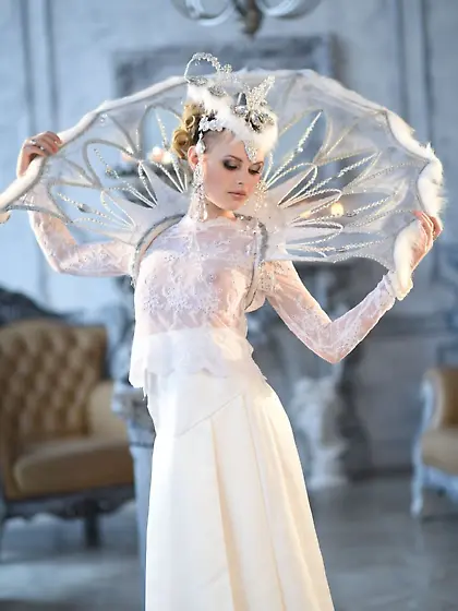 Supple blond-haired hottie shows off in a VERY impressive outfit