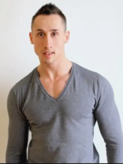 Lexx perform close fingering