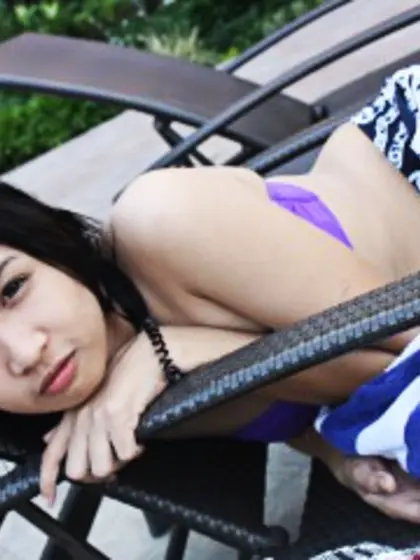 19 yo brunette Honey Oh.