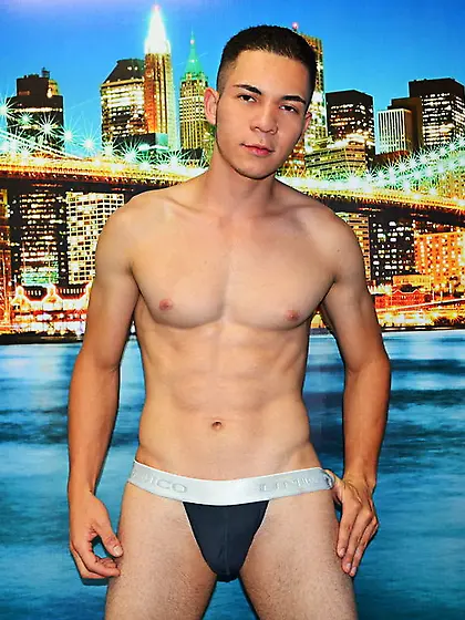 Latin man latinbodysex roleplay