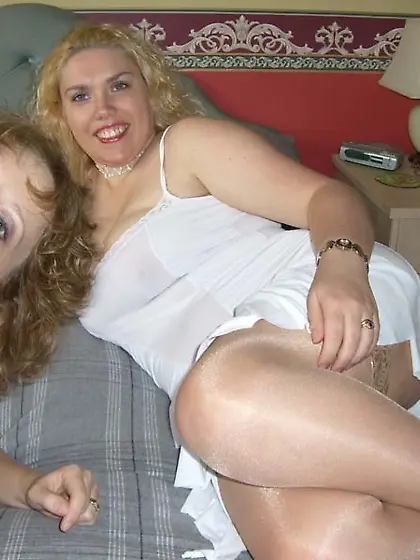 Threesomes MILF Barby from United Kingdom