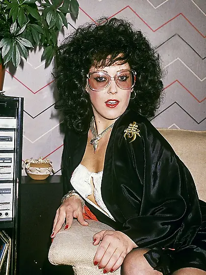 Smoking hot chick banging