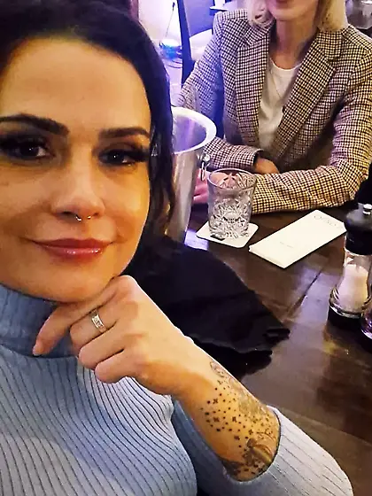 Fotze Jasmina aus Herten