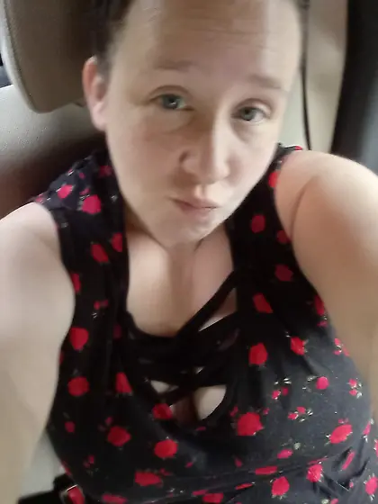 4'9" white ex. lives for big black cocks and cu