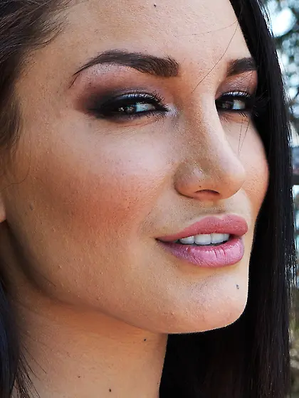 Flaming girl in red shorts spreads her small buttocks and expose