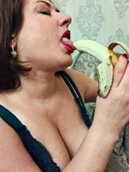 Milf Viktoria Free Photos