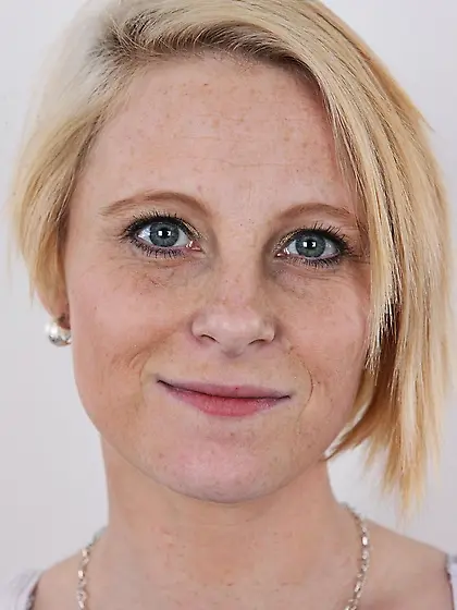 Amateur pregnant lingerie