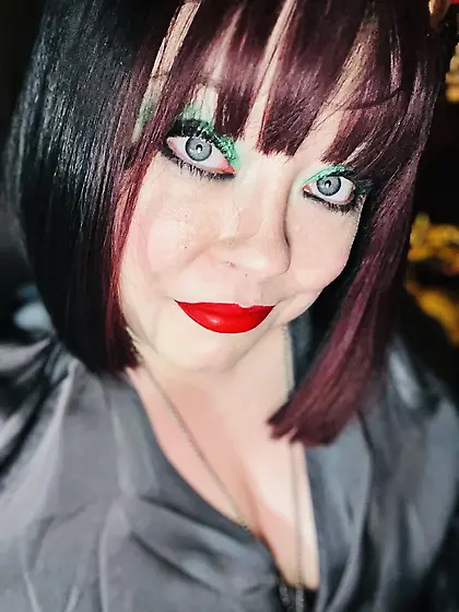 Tina Snua Selfies #41