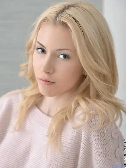 Fair Skin Kamilla
