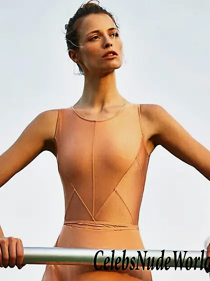 Flavia Lucini Naked