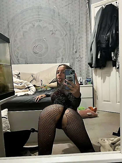 Various bimbos and tight UK teens