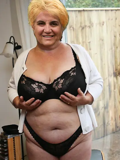 Gülbahar dinler sikiş