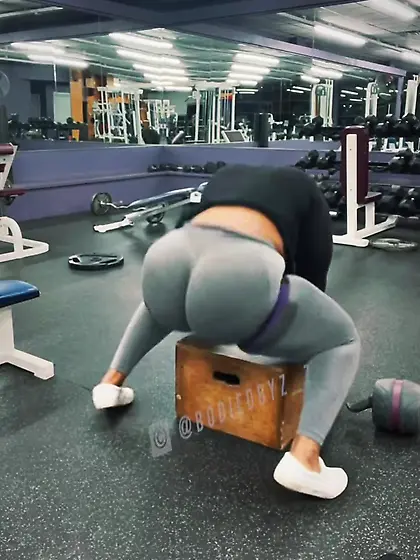 Plz cum over that whore black ebony whore tribute