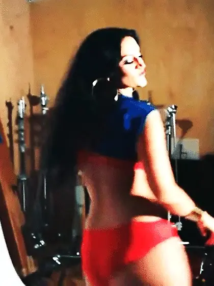 Rosee Divine gif
