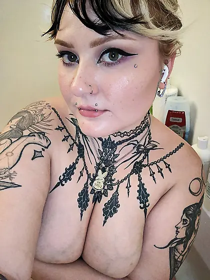 G’ana the fat dirty whore