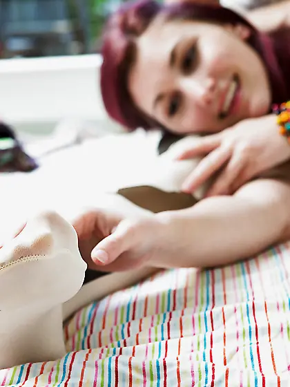 Young amateur tribbing lesbians