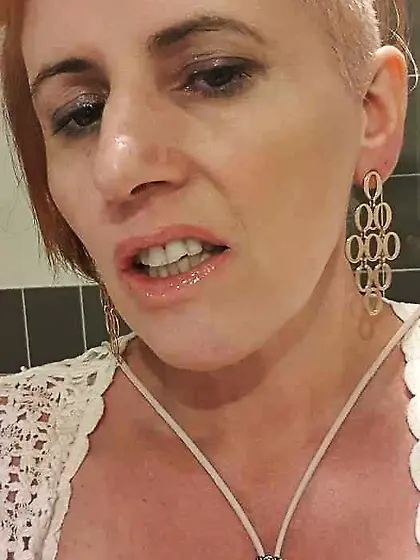 I'm Rachel a nymphomaniac wife & a web cum-slut