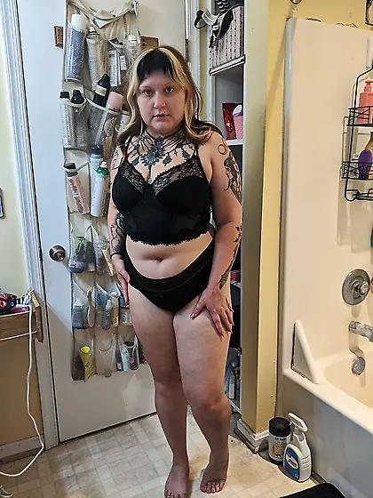 G’ana the fat dirty whore