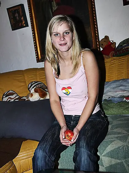 Marry A masturbation