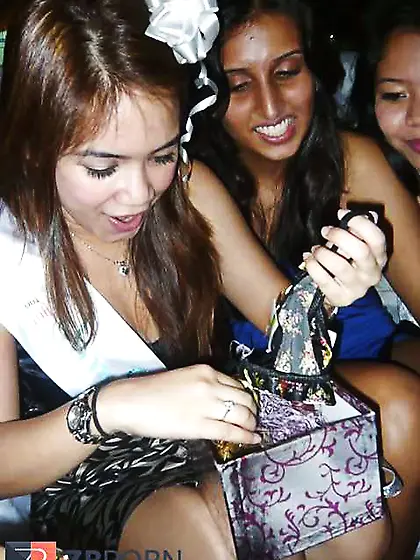 Boso Upskirt Kita Silip Thong from the Web