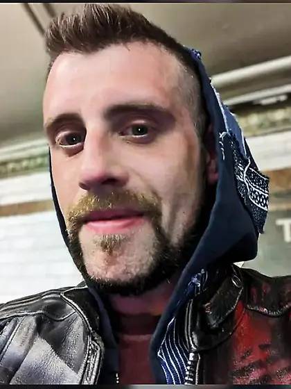 646 …. Slave faggot …579….. seeks Master …