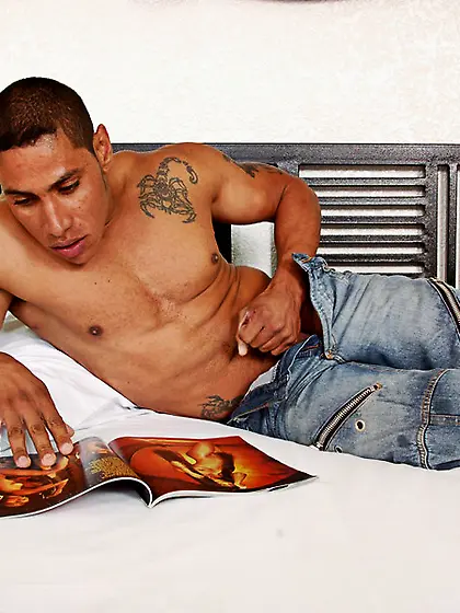 TS bombshell playing with a muscular stud