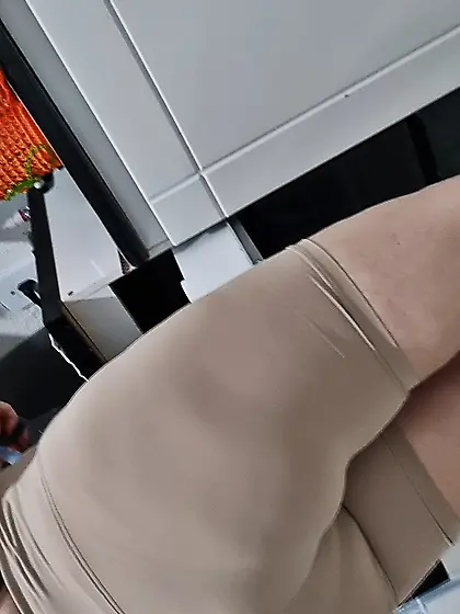 Spy my mom sexy body