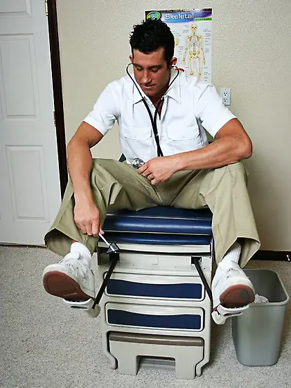 Frisky doctor Rachel RoXXX seduces her patient by her tits and p