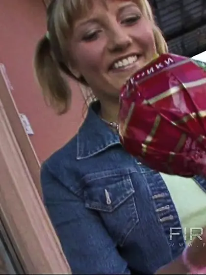 Slut takes hardcore gangbang