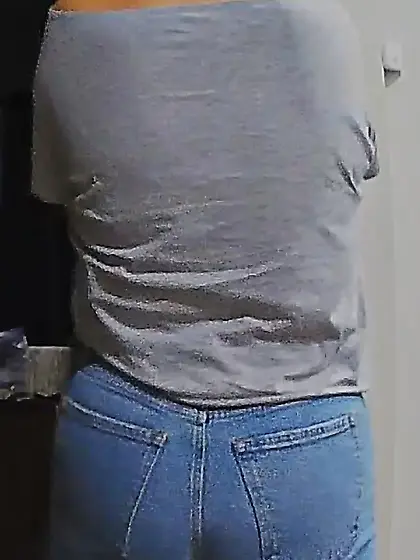 friends huge ass and panties