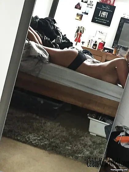 Sasha Gale Nude