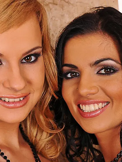 Pure Angel is getting satiated with the delicious nub juices pou