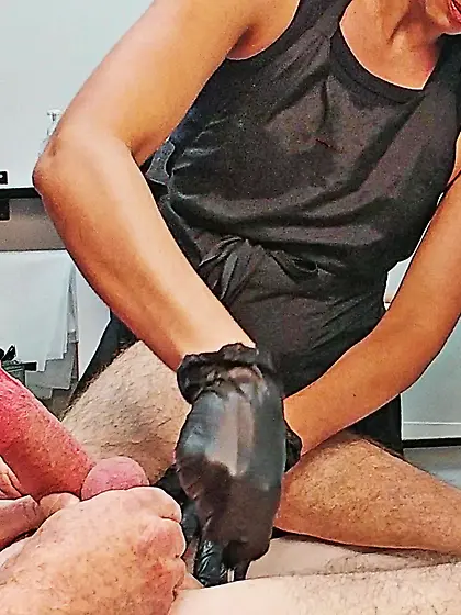 Waxing erection - CFNM.  Happy waxer! 2