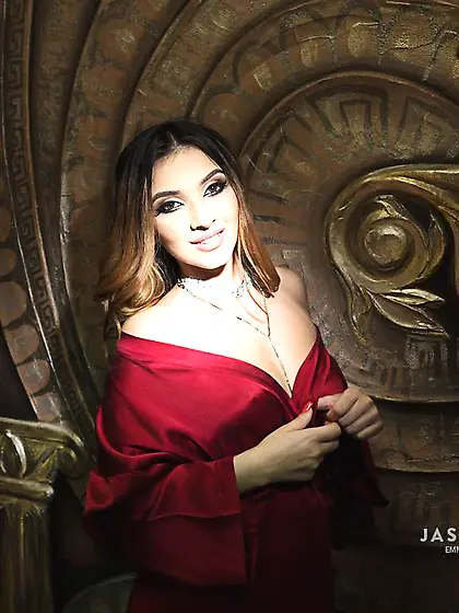 Teen tiny tits dildo