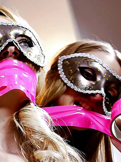 Lesbian anal fetish threesome