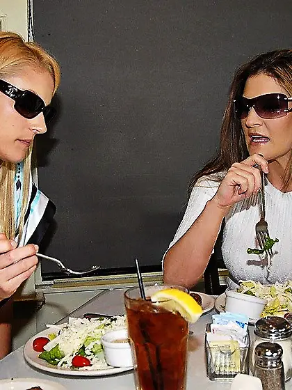 Two milfy friends Austin Kincaid and Samantha Ryan have lesbian