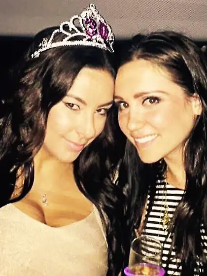 The lesbo footage Michelle hopes you forgot about